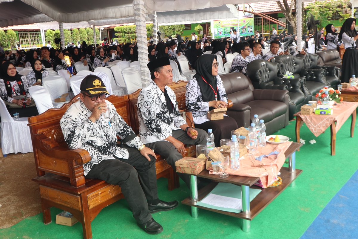 HUT PGRI 80 DAN HGN 2025 KABUPATEN BARITO KUALA