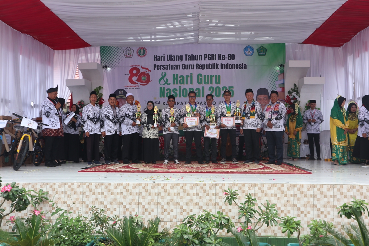 HUT PGRI 80 DAN HGN 2025 KABUPATEN BARITO KUALA