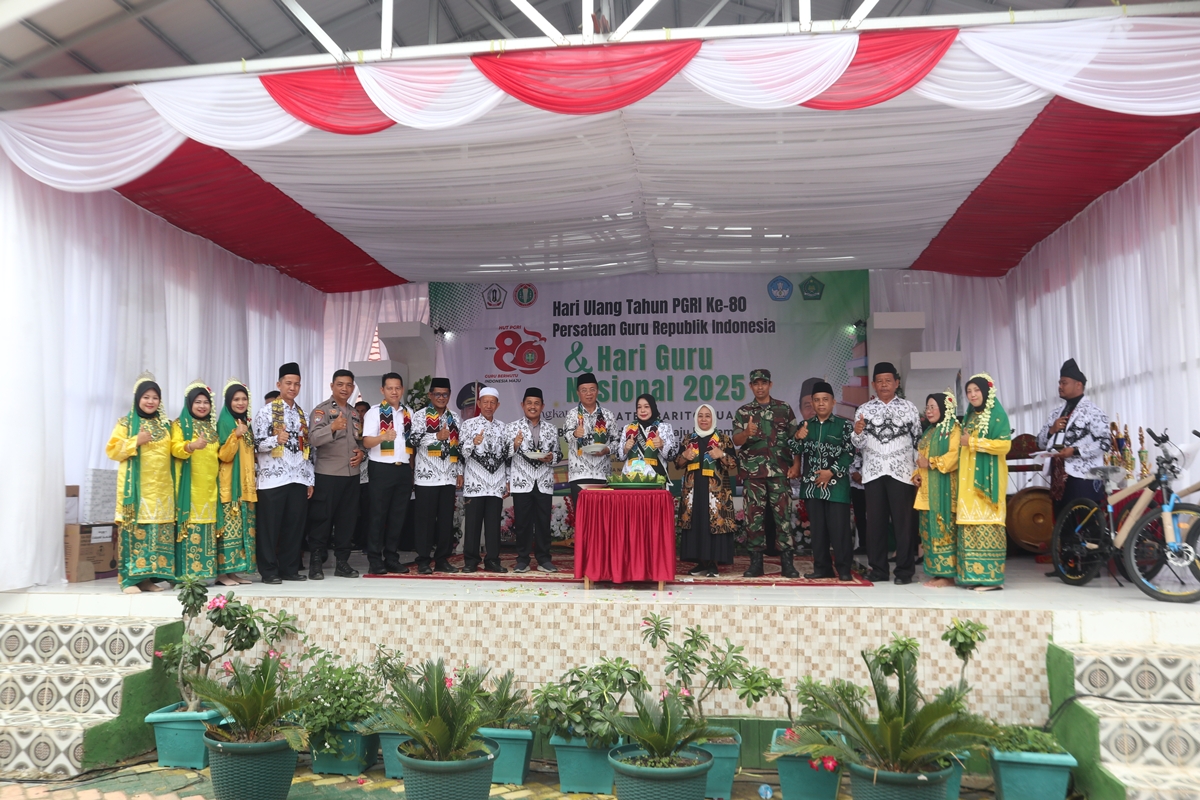HUT PGRI 80 DAN HGN 2025 KABUPATEN BARITO KUALA