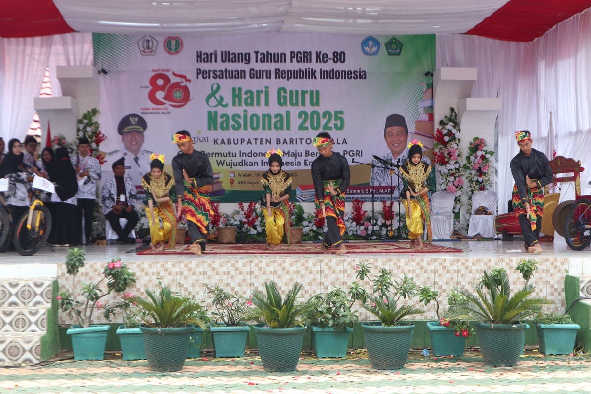 HUT PGRI 80 DAN HGN 2025 KABUPATEN BARITO KUALA