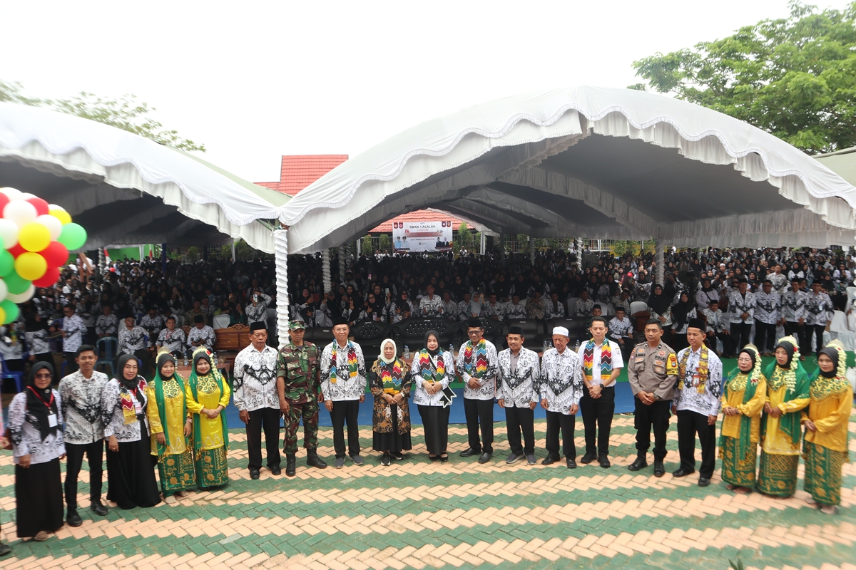 HUT PGRI 80 DAN HGN 2025 KABUPATEN BARITO KUALA